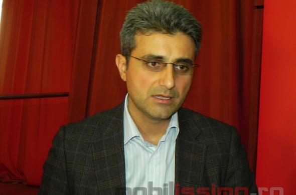 Robert Turcescu renunta la scris in favoarea terminalelor mobile (interviu mobilissimo.ro): robert_turcescu_interviu_mobilissimo_ro_04.jpg