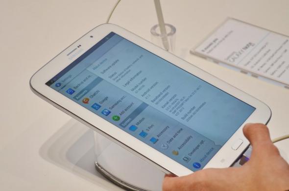 MWC 2013: Samsung Galaxy Note 8.0 Într-un preview detaliat Mobilissimo.ro (Video): samsung_galaxy_note_8_0_05jpg.jpg
