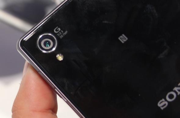 IFA 2013: Sony Xperia Z1 hands on - noul cameraphone de 20.7 megapixeli analizat În detaliu: sony_xperia_z1_hands_on_mobilissimo_ifa_2013_05jpg.jpg