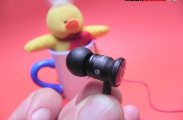 Review HTC Sensation XE - senzație de toamnă cu extra bas, cameră și grip of death...(Video): htc_sensation_xe_review_mobilissimo_15.jpg