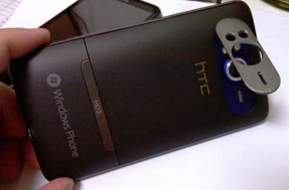 HTC HD7 e real! Imagini cu telefonul in actiune: htc_hd7_04.jpg