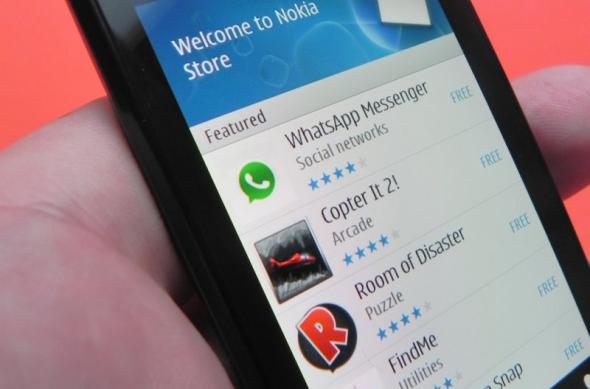 Review Nokia 700 - cel mai mic smartphone din lume ne oferă Symbian Belle, experiență smarpthone În miniatură și... death grip (Video): nokia_700_review_mobilissimo_ro_24.jpg