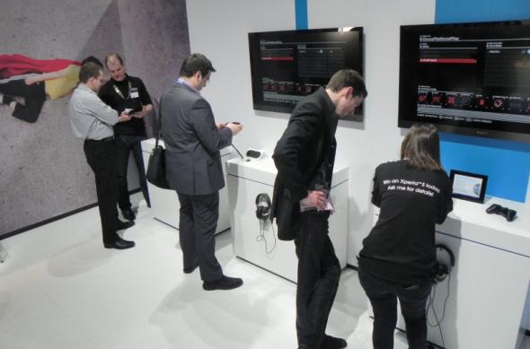 Standul Sony de la MWC 2012 - elegant, divers etnic, minimalist (Video): dscn0789jpg.jpg