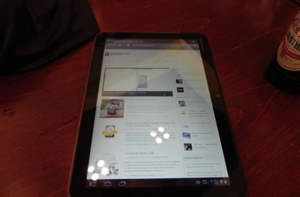 eMAG și-a pus spre test linia sa de tablete de la iPad 2 la Motorola Xoom și BlackBerry PlayBook: emag_tablete_hard_rock_cafe_037jpg.jpg