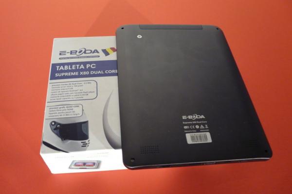 E-Boda Supreme X80 Dual Core unboxing: scoatem din cutie o tabletă de 8 inch cu benchmark-uri excelente (Video)