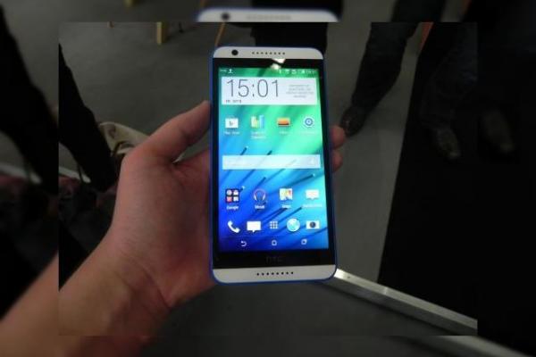 IFA 2014: HTC Desire 820 hands on - handset mare, dar ușor și disponibil În numeroase culori (Video)
