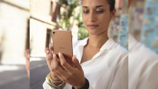 <b>Cu doar câteva ore Înainte de anunțul oficial, Sony nu mai are nimic de dezvăluit; Iată-l pe Xperia Z3 Copper În toată splendoarea sa!</b>După Apple, Sony este campioana scăpărilor acestei veri care tocmai s-a încheiat, și ca să nu se dezmintă, cu doar câteva ore&nbsp;înainte de anunțul oficial, iată că&nbsp;japonezii își consumă toate surprizele. Ultimul leak ne dezvăluie...