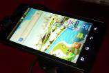 lg_optimus_3d_orange_concept_store_3.jpg