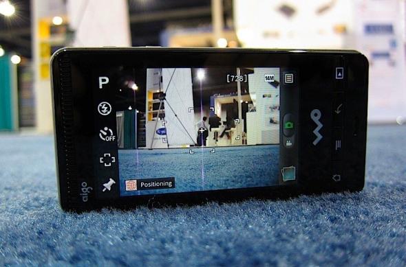 Experiență hands-on cu telefonul cu cameră de 14 megapixeli: Aigo A8 aka Altek Leo (Video): aigoa8phonecamerahandson25.jpg