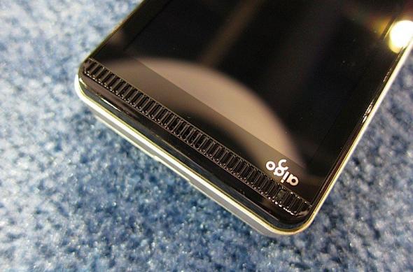 Experiență hands-on cu telefonul cu cameră de 14 megapixeli: Aigo A8 aka Altek Leo (Video): aigoa8phonecamerahandson16.jpg