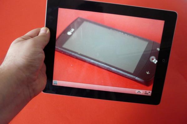 Review Noul iPad/iPad 3 - Retina Display și cameră foarte bună... În haine de iPad 2! (Video)