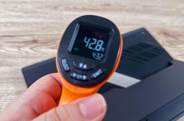 ASUS ROG Flow Z13 (2025) - Temperaturi gaming: IMG_8503.jpg