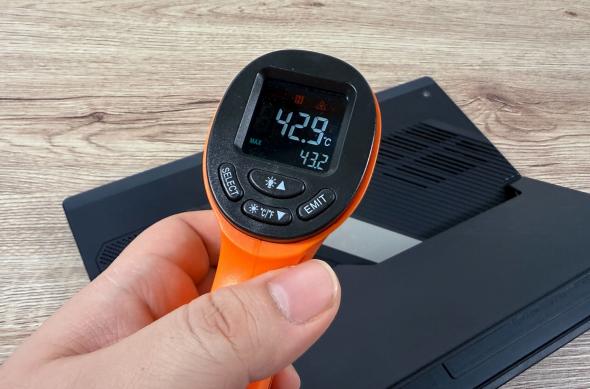 ASUS ROG Flow Z13 (2025) - Temperaturi gaming: IMG_8504.jpg