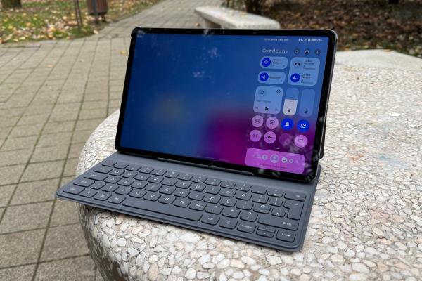 HONOR Pad 10: Conectivitate 5G binevenită, se descurcă în orice situaţie