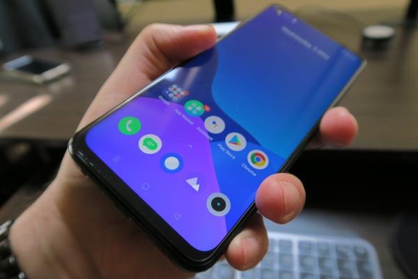 realme 8 5G - Unboxing