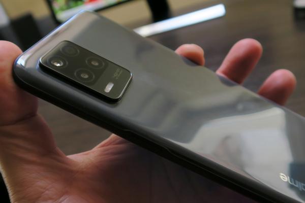 Realme 8 5G review detaliat în limba română (evaluare Mobilissimo)