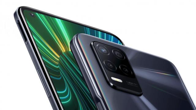 <b>Preț și disponibilitate Realme 8 5G în România</b>La mijloc de primăvară avem parte de un debut mult-așteptat pe plan local, cel asociat lui Realme 8 5G, unul dintre cele mai accesibile smartphone-uri 5G de pe piață. Acesta era anunțat inițial pe data de 21 aprilie 2021