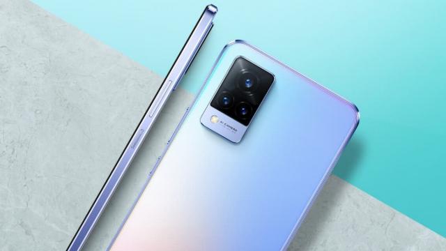 <b>Vivo V21 SE apare listat în baza de date GeekBench; Vine cu procesor Snapdragon și 8 GB RAM</b>La scurt timp de la lansarea modelelor V21 și V21e iată că Vivo ne pregătește un alt terminal din această serie. Se numește Vivo V21 SE și descoperim că acesta a apărut recent în Google Play Console, iar acum își face apariția 