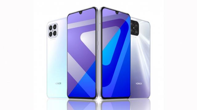 <b>Honor Play 5 a debutat oficial! Este un telefon midrange cu ecran OLED, CPU Dimensity 800U și încărcare rapidă la 66W</b>După cum era planificat, Honor a dezvăluit astăzi modelul Play 5 în China. Acesta ar fi un smartphone midrange care beneficiază de conectivitate 5G, ecran AMOLED generos și o baterie care se poate încărca rapid, la 66W. Nu avem încă detalii despre