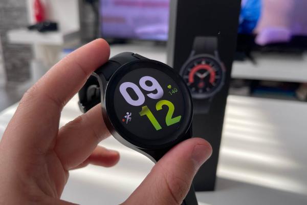 Samsung Galaxy Watch5 Pro - Galerie foto