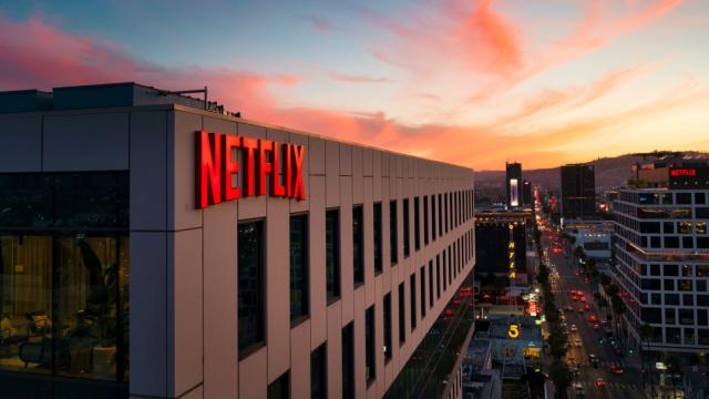 <b>Utilizatorii Netflix renunță în masă la celebra platformă de streaming ca urmare a măsurilor recent implementate; Se naște mișcarea #CancelNetflix</b>Finalul de primăvară ne-a adus nu doar temperaturi de vară ci și noi politici de utilizare pentru celebra platformă de streaming video Netflix, fiind implementat după cum v-am povestit chiar aici, un sistem care împiedică sharing-ul parolei