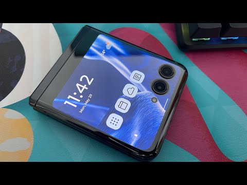 Motorola RAZR 40 Ultra Video Unboxing în Limba Română