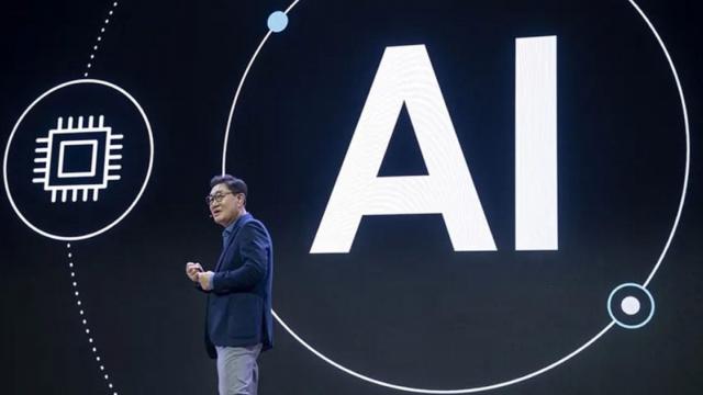 <b>Funcțiile Galaxy AI ar putea sosi până la urmă și pe telefoane mai vechi Samsung; Compania încearcă implementarea lor</b>Odată cu lansarea seriei Galaxy S24, Samsung a lansat Galaxy AI. E vorba despre o suită de funcții ce folosesc tehnologie artificială ce te ajută să generezi text, să îți faci ordine în ideile trecute în notițe sau chiar să editezi fotografii într-un