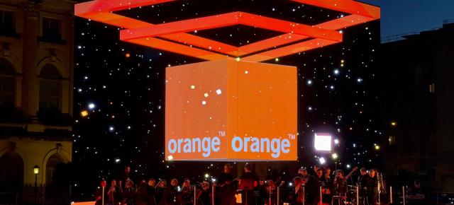 [UPDATE: Ofertă prelungită] Flash Sales la Orange România! Cumperi telefoane cu până la 60% reducere (cu abonament, prelungire)