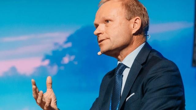 <b>"Veţi pune jos smartphone-urile în 2030"; CEO-ul Nokia a vorbit despre 6G şi viitorul dispozitivelor mobile</b>CEO-ul Nokia, Pekka Lundmark a fost unul dintre vorbitorii de la World Economic Forum 2022 şi a discutat despre 6G şi viitorul post-smartphone. Vorbim aici despre compania Nokia din Finlanda, compania care se ocupă cu echipamente