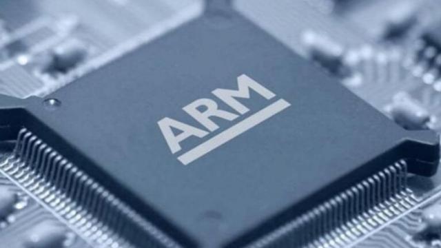 <b>Qualcomm vrea să cumpere ARM împreună cu un consorţiu format din alte companii; Intel, Samsung au intrat pe fir</b>După ce tentativa de achiziţionare a ARM de către e NVIDIA a eşuat, un nou cumpărător se iveşte la orizont. E vorba despre Qualcomm, care alături de un consorţiu de companii ar intenţiona să facă o ofertă pentru firma britanică