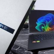 Prezentare laptop GIGABYTE AERO X16: Experiența RTX 5070 într-un design slim și discret