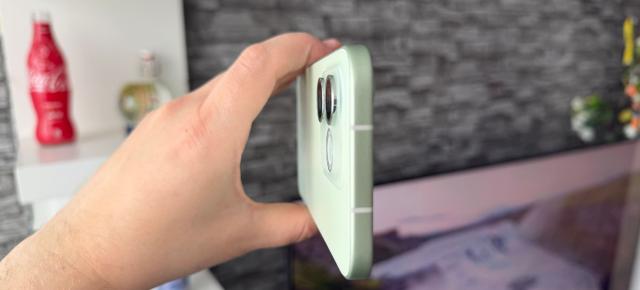 HONOR 600 Lite: Conectivitate tipică midrange, fără recorduri, "it just works"