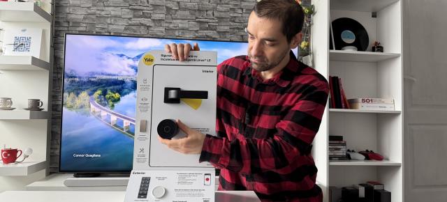 Yale Linus L2 Lite Review: Cum îți automatizezi ușa de la intrare fără bătăi de cap, fără meșteri și extra cheltuială? 