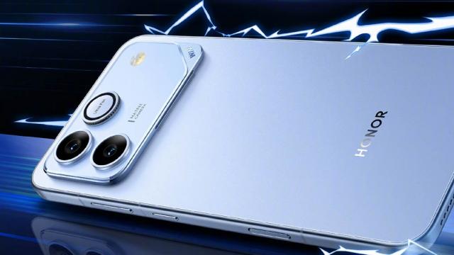 <b>Primele detalii despre Honor Win 2 ajung pe web; Ecran mai mare, cipset de top Snapdragon 8 Elite Gen 6</b>Honor are în portofoliu și seria de telefoane Win, comercializată în China, cu un prim model de top lansat în ultimele luni, cu procesor Snapdragon 8 Elite Gen 5 și baterie mare, de 10.000 mAh. Ei bine, pare că se lucrează la un predecesor cunoscut