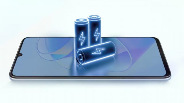 <b>Telefonul HONOR cu baterie de 10.000 mAh e cu un pas mai aproape de realitate</b>După realme şi al său telefon concept cu baterie de 10.000 mAh, acum încă o companie din China încearcă ceva similar. E vorba despre HONOR, care ne pregăteşte un terminal midrange ale cărui dotări sunt parţial cunoscute. Zvonacul Digital Chat Station