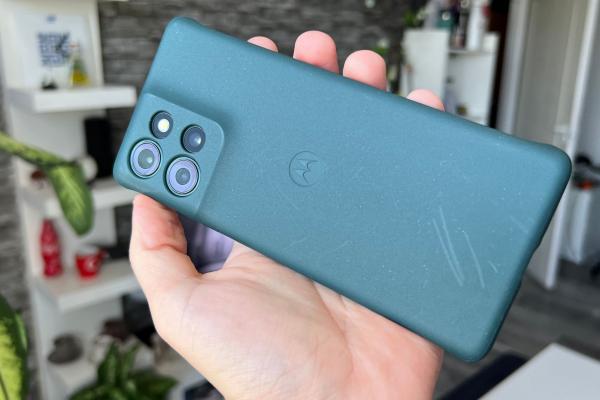 Motorola edge 50: Baterie mai mare decât Neo, dar ce diferențe avem la autonomie?