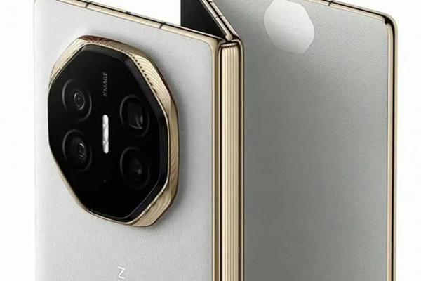 Culori Huawei Mate XT