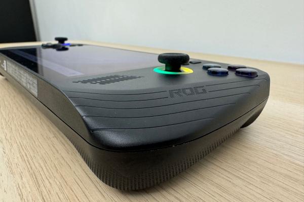 ASUS ROG ALLY X - Fotografii