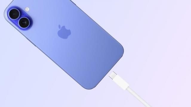 <b>Upgrade surpriză pentru iPhone 16: Apple crește puterea de încărcare pe fir la 45W</b>Ca în fiecare an, Apple a ezitat să dezvăluie prea multe detalii tehnice cu privire la noile modele iPhone 16. Încă nu cunoaștem capacitatea bateriilor incluse pe noile modele, deși compania susține că iPhone 16 Pro Max ar aduce cea mai bună autonomie