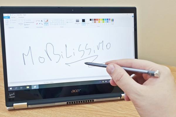 Prezentare Acer Spin 3 (SP314-54N-50W3): Laptop convertibil cu stylus la pachet, procesor Intel 10th Gen și ecran tactil de 14 inch