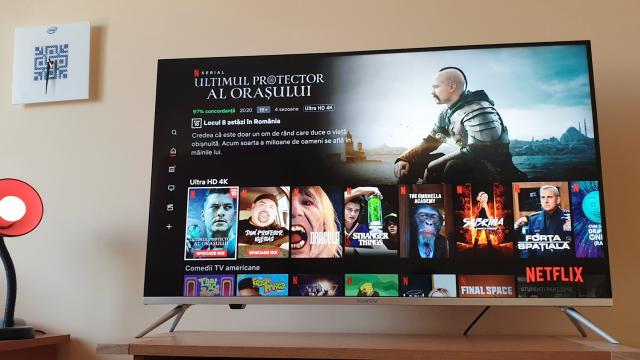 <b>Prezentare Allview 43ePlay6100-U: Televizor 4K cu muchii înguste pe 3 laturi, HDR10 și Android TV</b>La mijlocul lunii iunie cei de la Allview au anunțat extinderea seriei de televizoare ePlay, cu noi modele care se remarcă prin design-ul cu muchii înguste pe 3 laturi și calitatea imaginii 4K HDR10