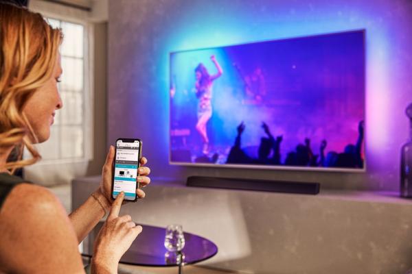 IFA 2020: Philips anunţă televizorul OLED+935 cu AI, alături de noi soundbar-uri Fidelio de 450W, 500W