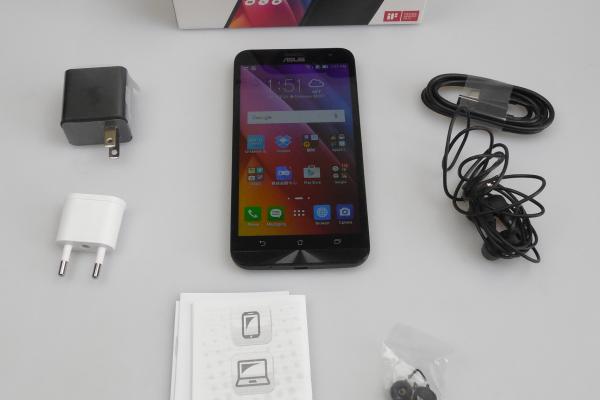 ASUS Zenfone 2 Laser ZE550KL - Unboxing