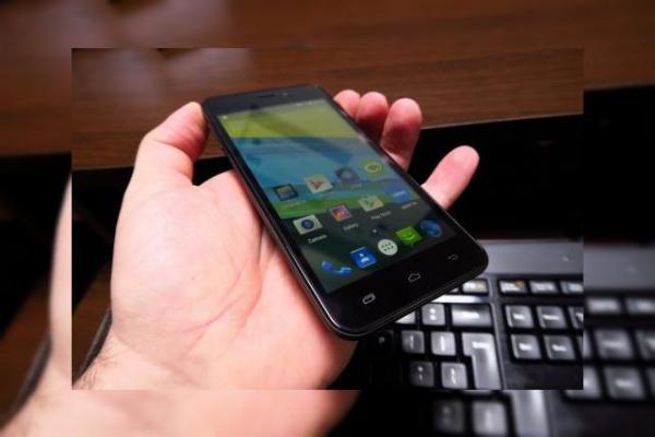 UTOK Q5 GT Review: cel mai accesibil smartphone cu brand autohton testat de noi în ultimii ani, bateria şi camera surprinzător de bune (Video)