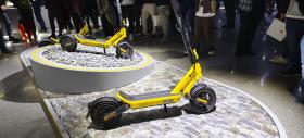 MWC 2026: Xiaomi Electric Scooter 6 Ultra hands on - trotineta 75 km autonomie, inspiraţie de la supermașină, încărcare rapidă