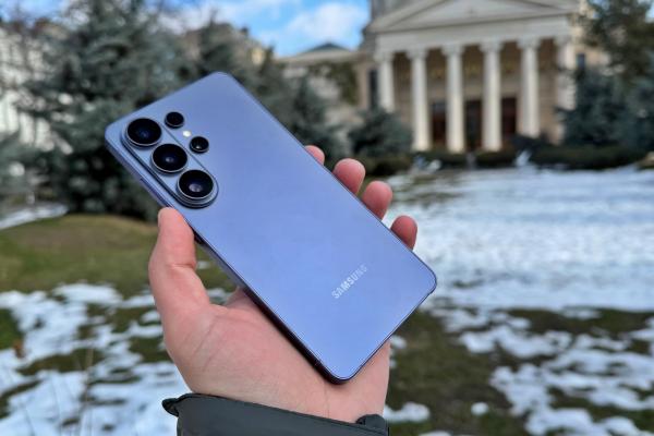 Samsung Galaxy S26 Ultra: Design mai rafinat, în continuare premium dar fără rama din titaniu