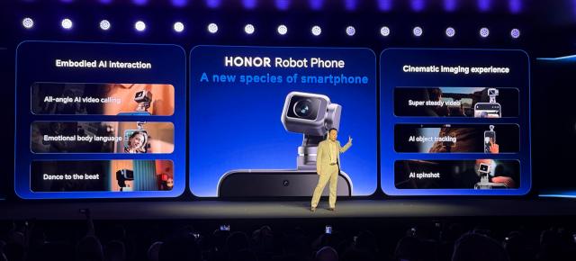 MWC 2026: HONOR Robot Phone este un telefon cu gimbal pe braţ robotic, personalitate de roboţel Star Wars, cameră ARRI