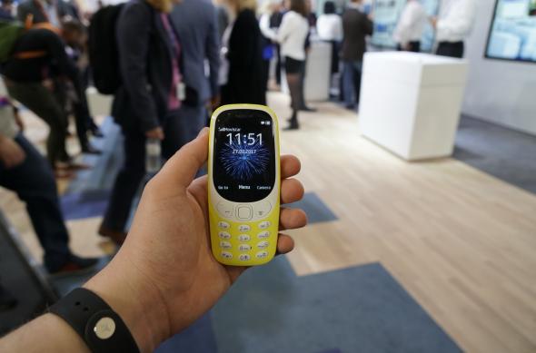 Nokia 3310 (20177), fotografii hands-on de la MWC 2017 din Barcelona: Nokia 3310 (2023).JPG