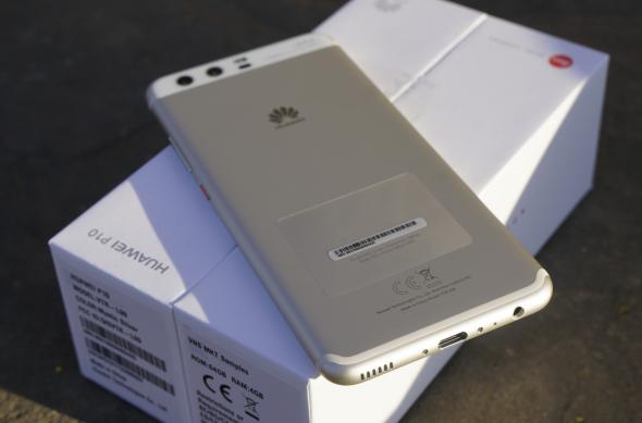 HUAWEI P10 - Unboxing: Huawei-P10_021.JPG