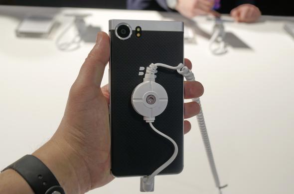 BlackBerry KEYone - Fotografii Hands-On de la evenimente: BlackBerry-KEYone_002.JPG